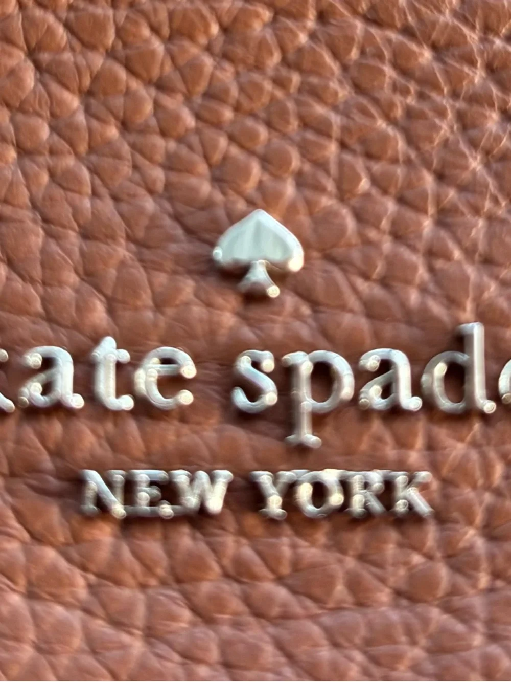 Kate Spade Leila Pebbled Leather Convertible Leather Wristlet Gingerbread - Picture 3 of 8